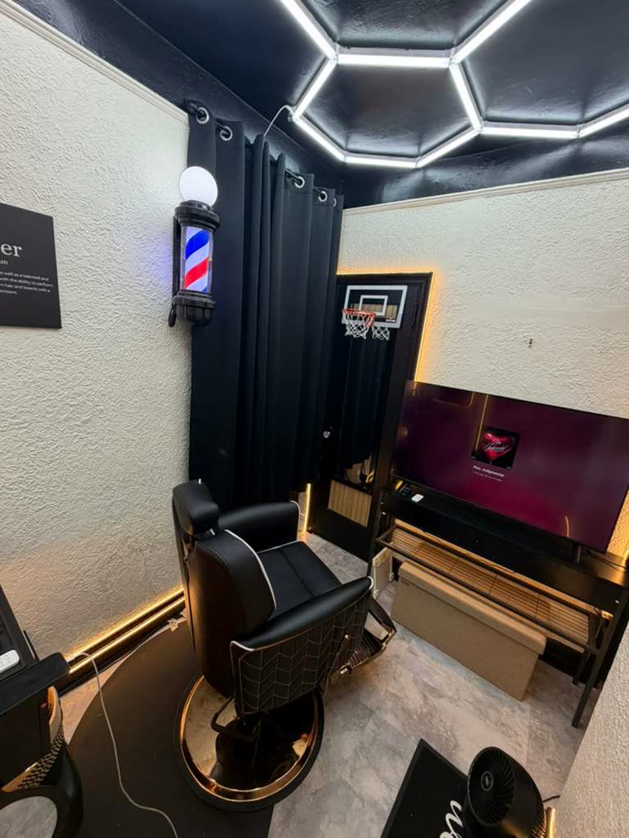The studio with barber pole